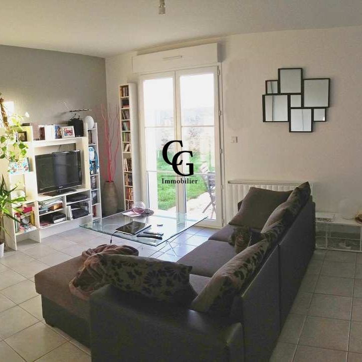 Location Appartement 2 pièces 45m² ST FIACRE SUR MAINE 44690 - Photo 1