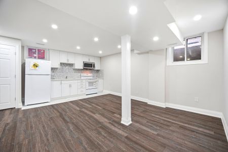 For Lease - 5 Streamline Drive Unit# Bsmt, Brampton, Ontario - Photo 4