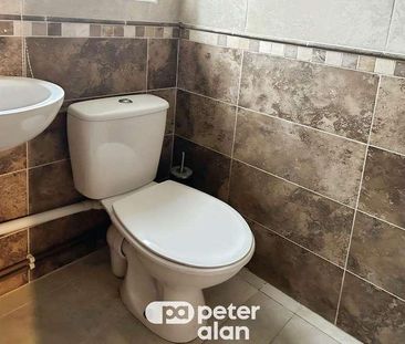 Tanybryn Place, Merthyr Tydfil, CF47 - Photo 2