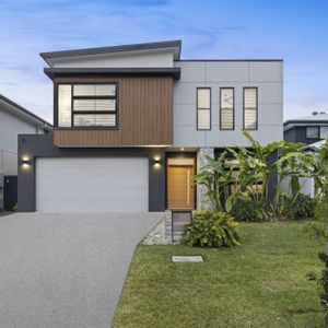 Immaculate Family Home with Large Solar System - Photo 3