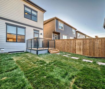 1072 Mahogany Blvd SE, Alberta, T3M 3T6, Calgary - Photo 2