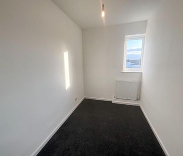 3 bedroom maisonette to rent - Photo 4