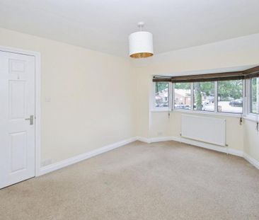4 bedroom semi-detached house to rent - Photo 2