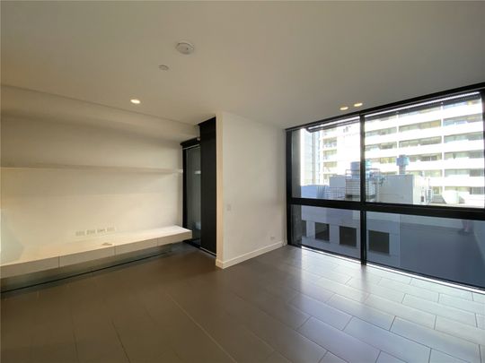 1114/22 Dorcas Street - Photo 1