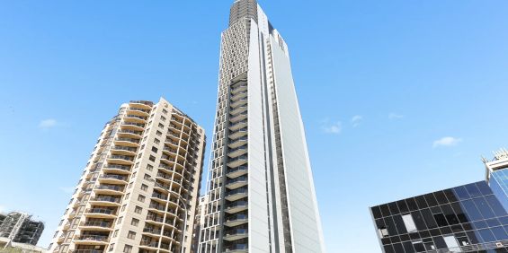 STYLISH LEVEL 41 LIVING IN A PRIME PARRAMATTA LOCATION - Photo 3