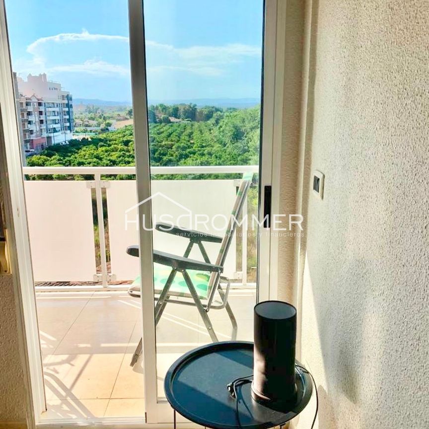 Piso de alquiler en Farola, Playa - Photo 1