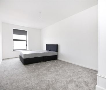 3 bedroom apartment to rent - Photo 6