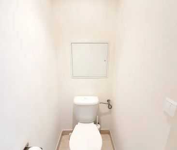 P4 Podolí, Kaplická ul., moderní část. zař. byt 1 + k. k. s lodžií,... - Photo 6