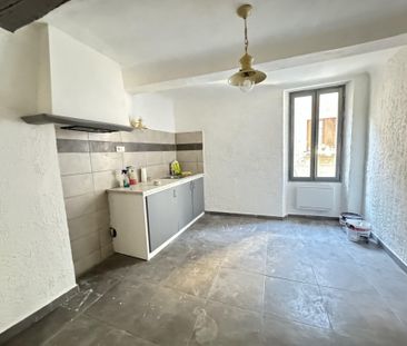 Location Appartement 2 pièces 66m² TOURVES 83170 - Photo 1