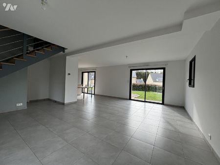 ROMAGNE Maison récente (2020) de 124 m² sur un terrain de 592 m². RDC : lumineux salon-séjour (... - Photo 2