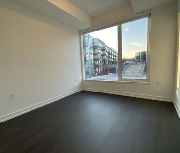 For Lease - 333 Sunseeker Avenue Unit# 204, Innisfil, Ontario - Photo 2