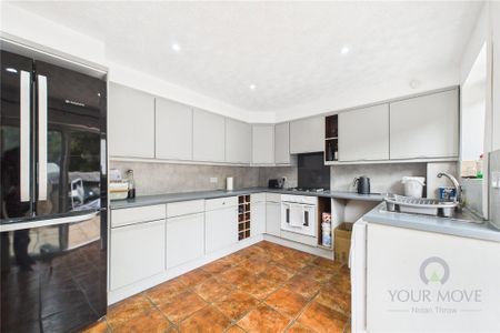 3 bedroom terraced house to rent - Photo 2
