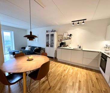 Lys og indbydende lejlighed med altan ved fjorden - Photo 3