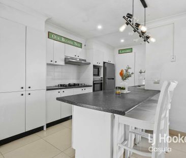 Cozy Granny Flat with Water Included in The Rent - Photo 6