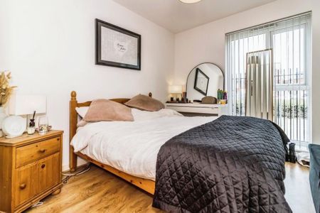 2 Bed Flat, Irwell Building, M5 - Photo 3