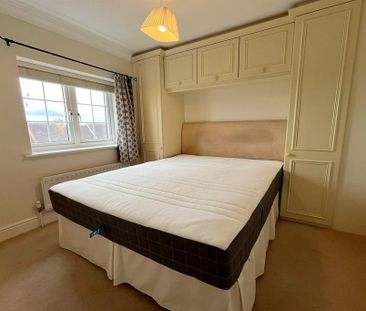 3 bedroom terraced house to rent - Photo 3