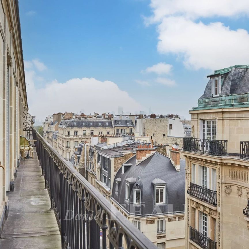 Appartement • Porte Dauphine, Paris 16ème - Photo 1