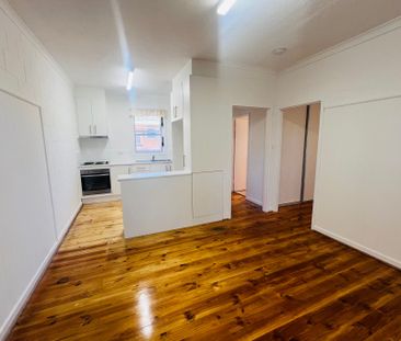 One Bedroom Cutie! - Photo 1