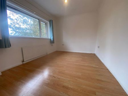 3 bedroom house to rent - Photo 2