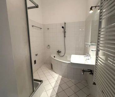 Provisionsfrei: Sonniger 61m² Altbau mit Einbauküche und Lift - 103... - Photo 4