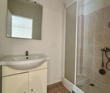 Location Appartement 1 pièce 27m² STE CLOTILDE 97490 - Photo 4