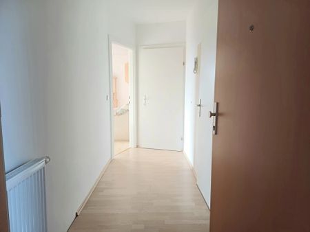 Schöner Ausblick, sonnige 3ZI mit Balkon und Garten, Klimaanlage ,PP - Photo 2