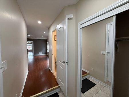 For Lease - 20 Murphy Road, Brampton, Ontario - Photo 2