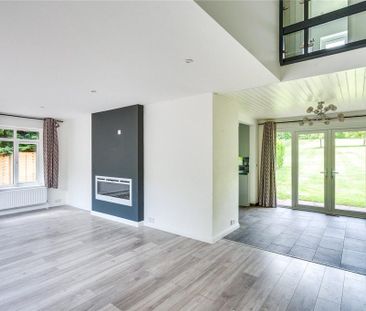 3 bedroom detached house to rent - Photo 3