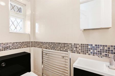 4 bedroom detached house to rent - Photo 4