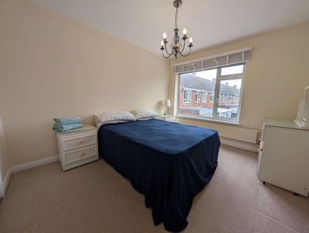 4 bedroom terraced house to rent - Photo 4