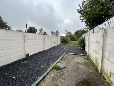 Jolie maison avec jardin sise dans une rue paisible - foto 3