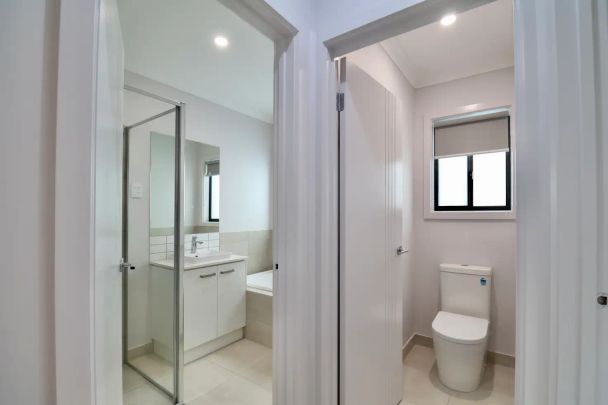 “Modern Family Home in Berwick with 4 Bedrooms” - Photo 1