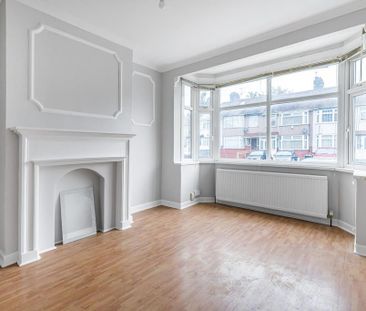 3 bedroom terraced house to rent - Photo 3