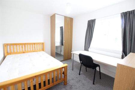 5 bedroom chalet to rent - Photo 4