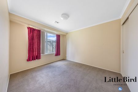 19 Patrick Brick Court, Queanbeyan NSW 2620 - House For Rent | Domain - Photo 2