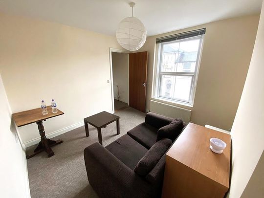 3 bedroom apartment to rent - Photo 1