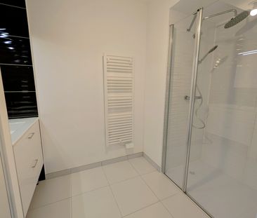 Location Appartement 2 pièces 37m² ORLEANS 45000 - Photo 2