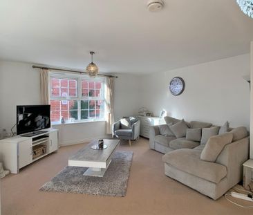 2 bedroom flat to rent - Photo 4