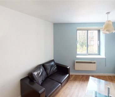 Student Properties to Let - Photo 2