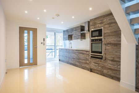 Grasmere Road, Sandbanks, Poole, Dorset, BH13 - Photo 5