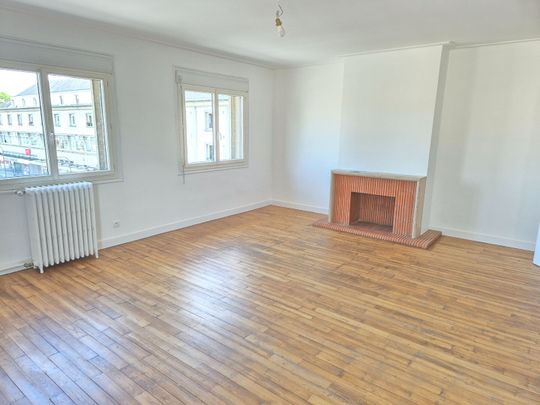 A LOUER Appartement 50000 Saint-Lô CENTRE VILLE 2 chambres 87.95 m² - Photo 1
