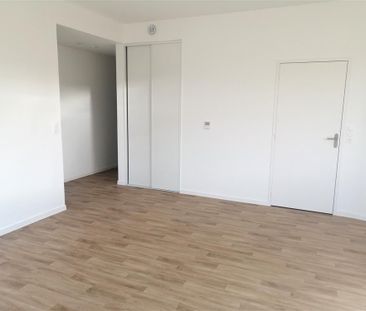 A LOUER - Appartement T3 Neuf - CHAVAGNE - Photo 3