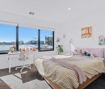 11 Bicheno Mews, Watson ACT 2602 - Townhouse For Rent | Domain - Photo 5