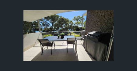 3 bedroom luxury townhouse beachside - Photo 5