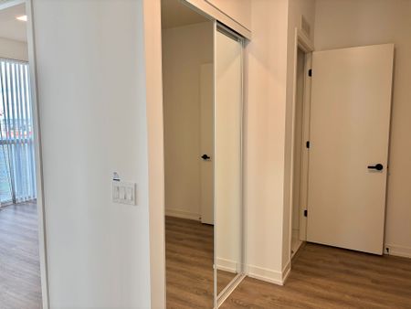 For Lease - 8 Interchange Way Unit# 702, Vaughan, Ontario - Photo 4