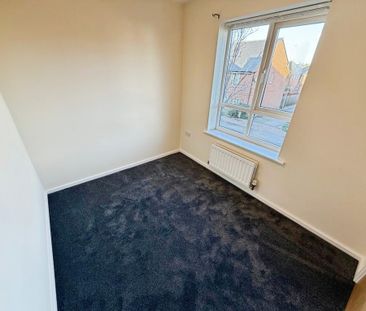 5 bedroom semi-detached house to rent - Photo 4