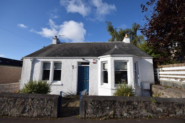2 bedroom detached house to rent - Photo 1