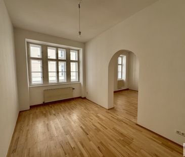 Wunderschöne Altbauwohnung in denkmalgeschütztem Haus nahe Schottentor - Photo 1