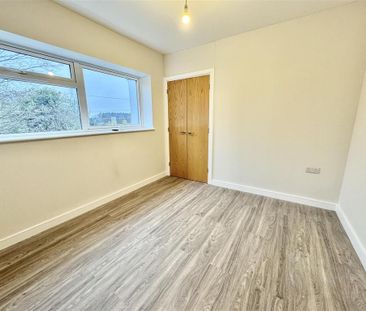 2 bedroom property to rent - Photo 2