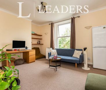 1 bedroom apartment to rent Reigate Hill, Reigate, Surrey, RH2 - Photo 1